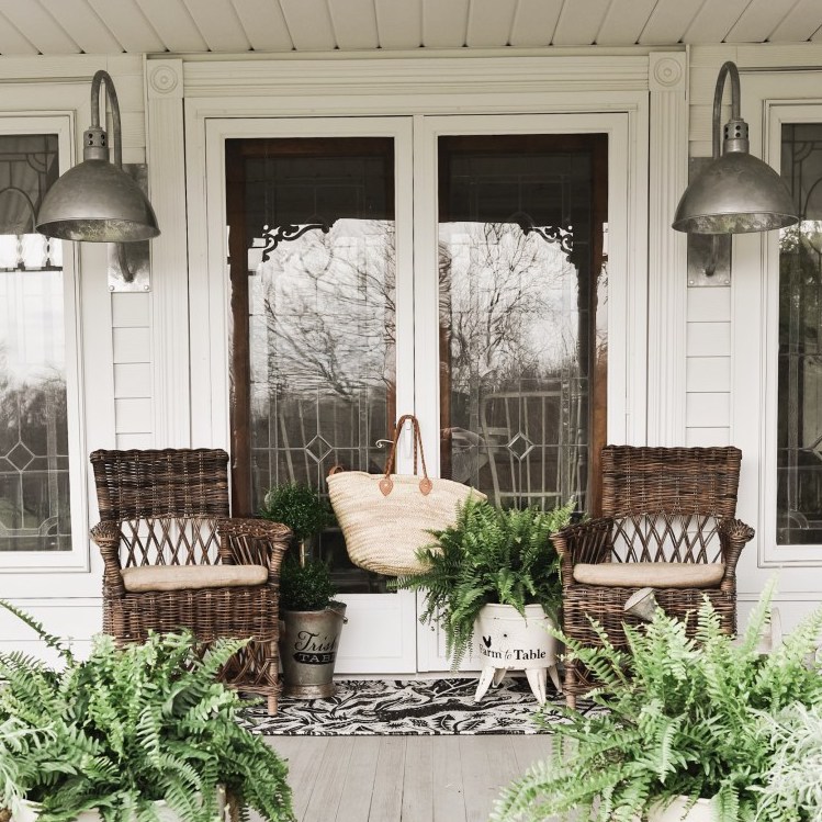 Wilcox Vented Gooseneck Light | Photo Courtesy of Liz Marie Galvin